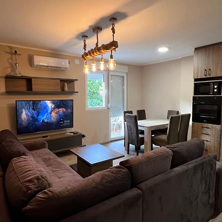 Apartman Dasic Jagodina Εξωτερικό φωτογραφία